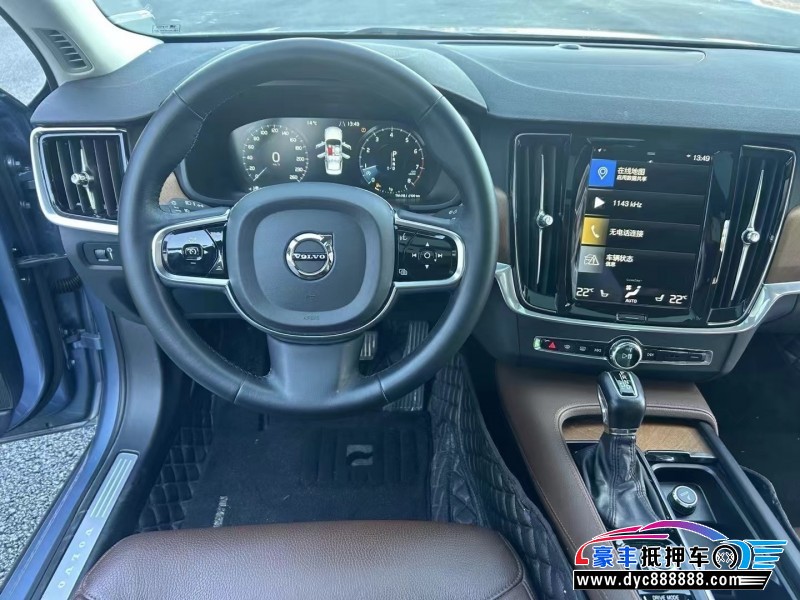 20年沃尔沃S90轿车抵押车出售