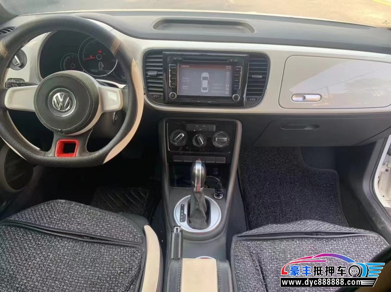 15年大众甲壳虫轿车抵押车出售