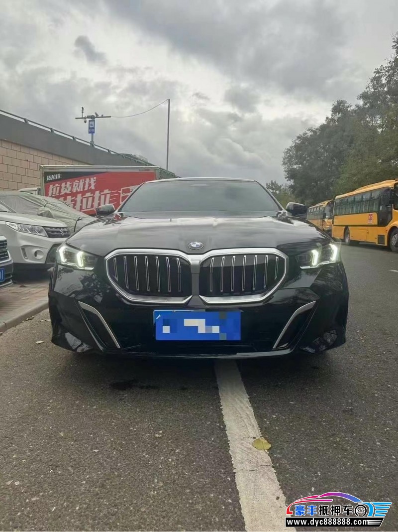 24年宝马5系轿车抵押车出售