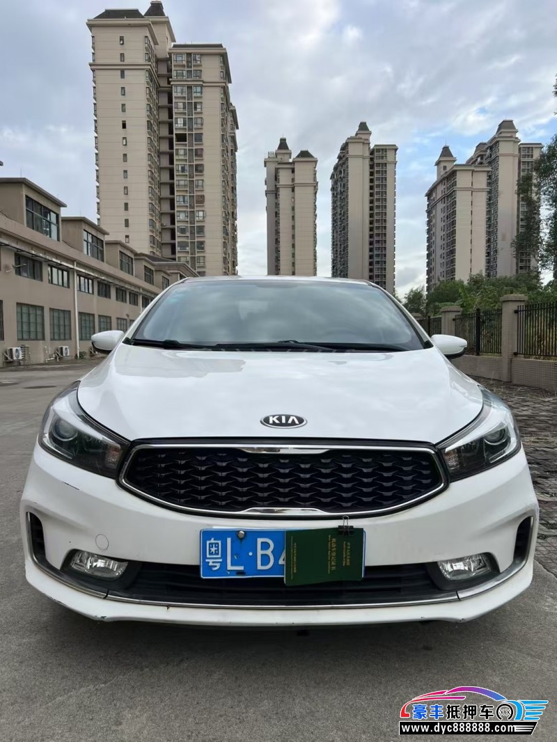 17年起亚K3轿车抵押车出售