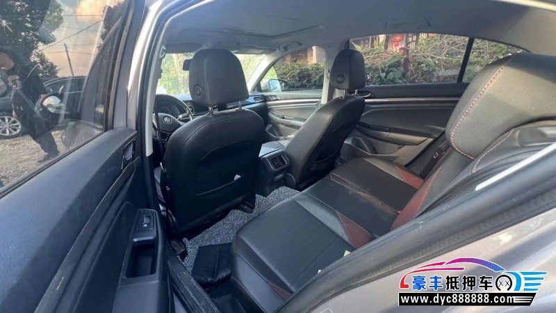 20年大众宝来轿车抵押车出售