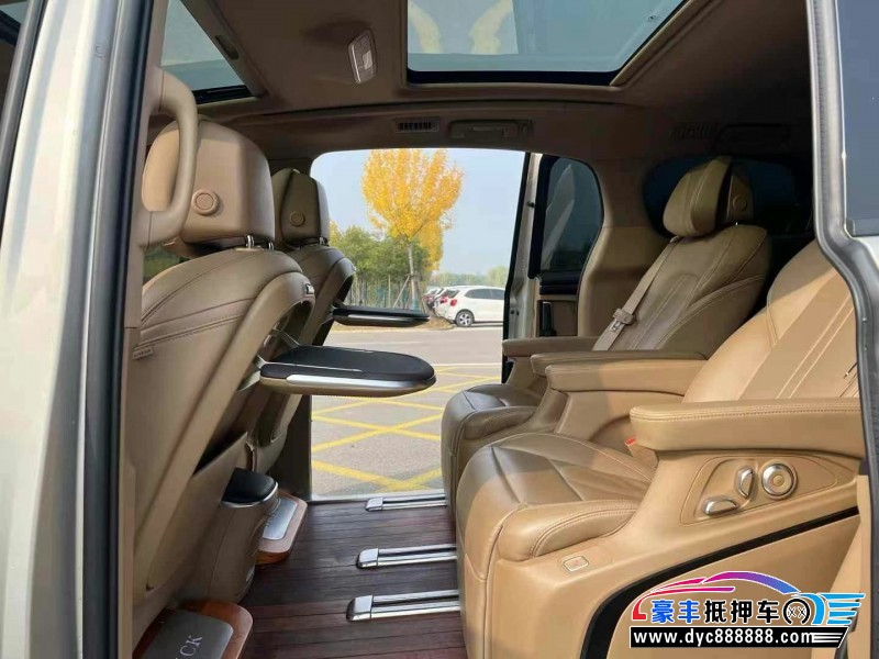 20年别克GL8轿车抵押车出售