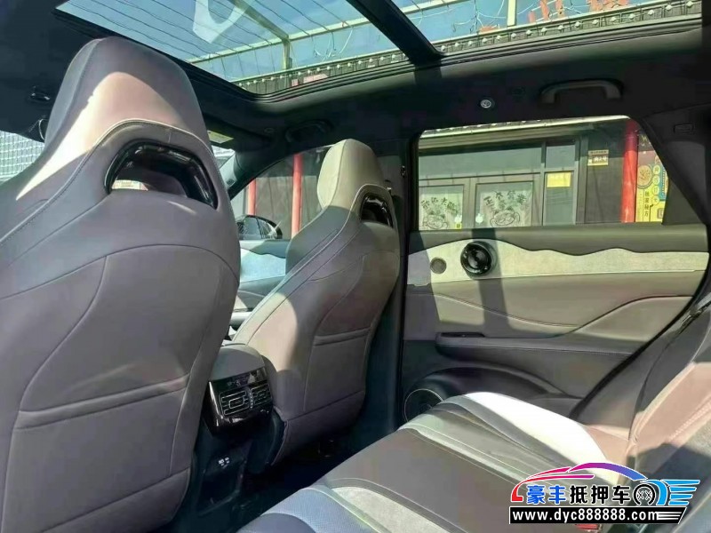 24年比亚迪护卫舰轿车抵押车出售