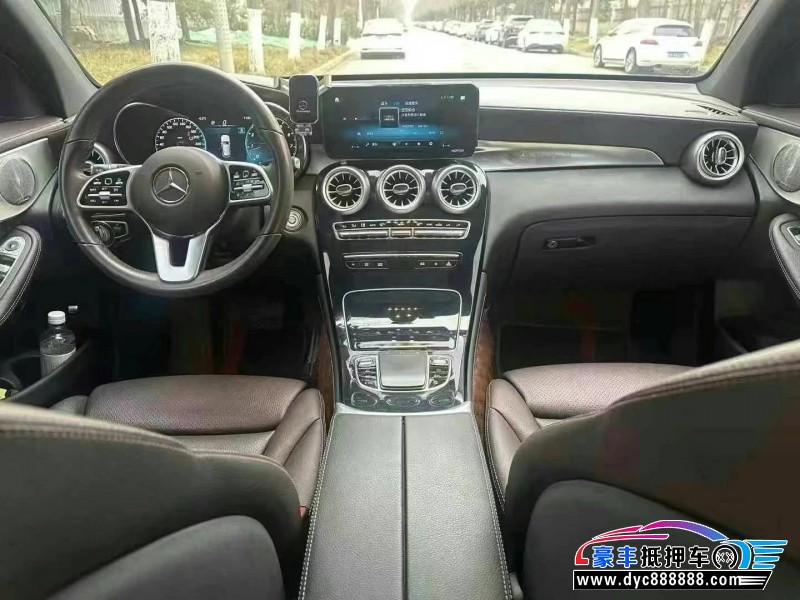 21年奔驰GLCSUV抵押车出售