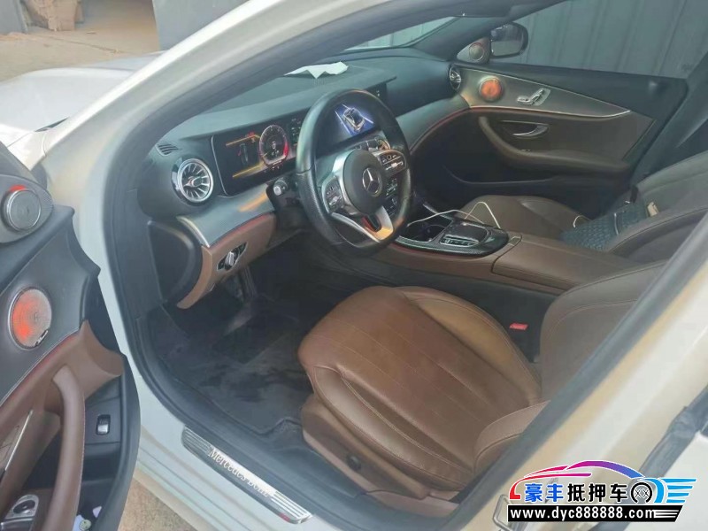 20年奔驰E轿车抵押车出售