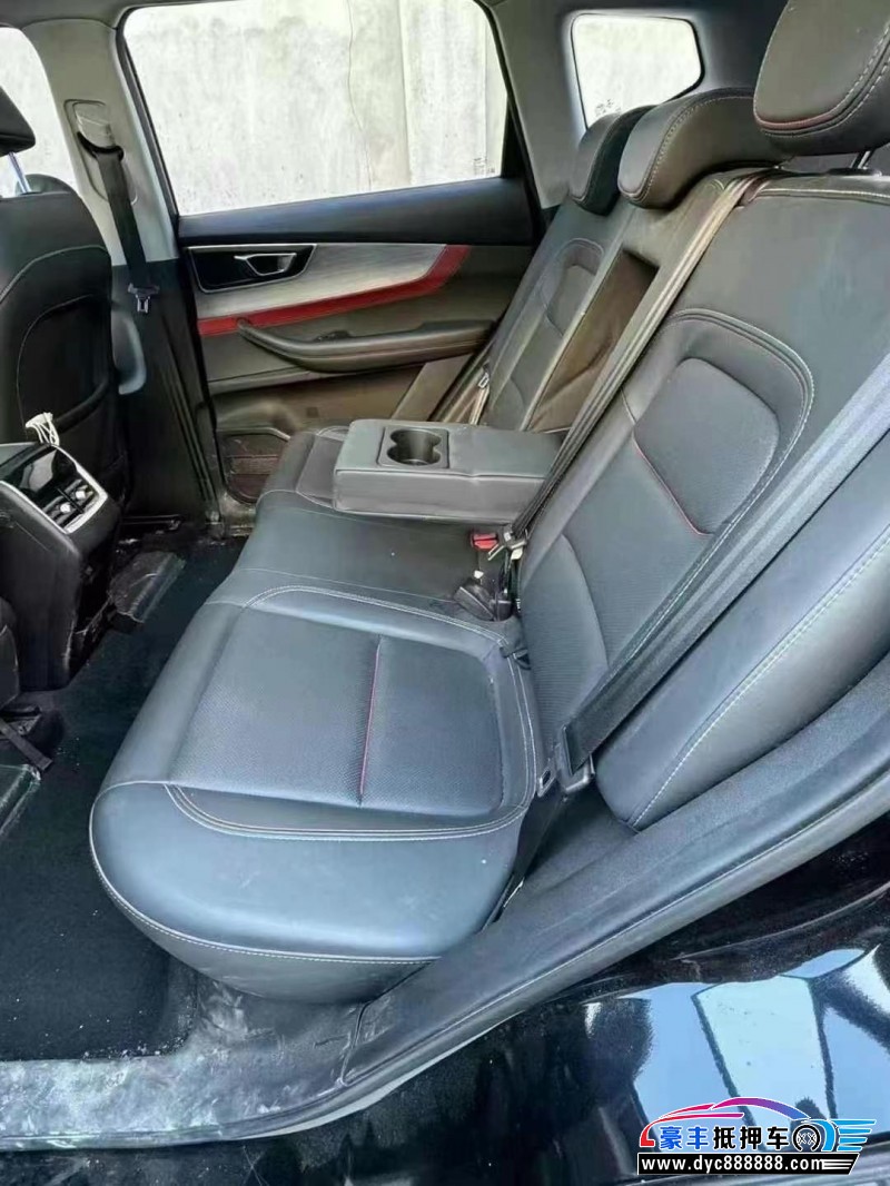 22年奇瑞瑞虎7轿车抵押车出售