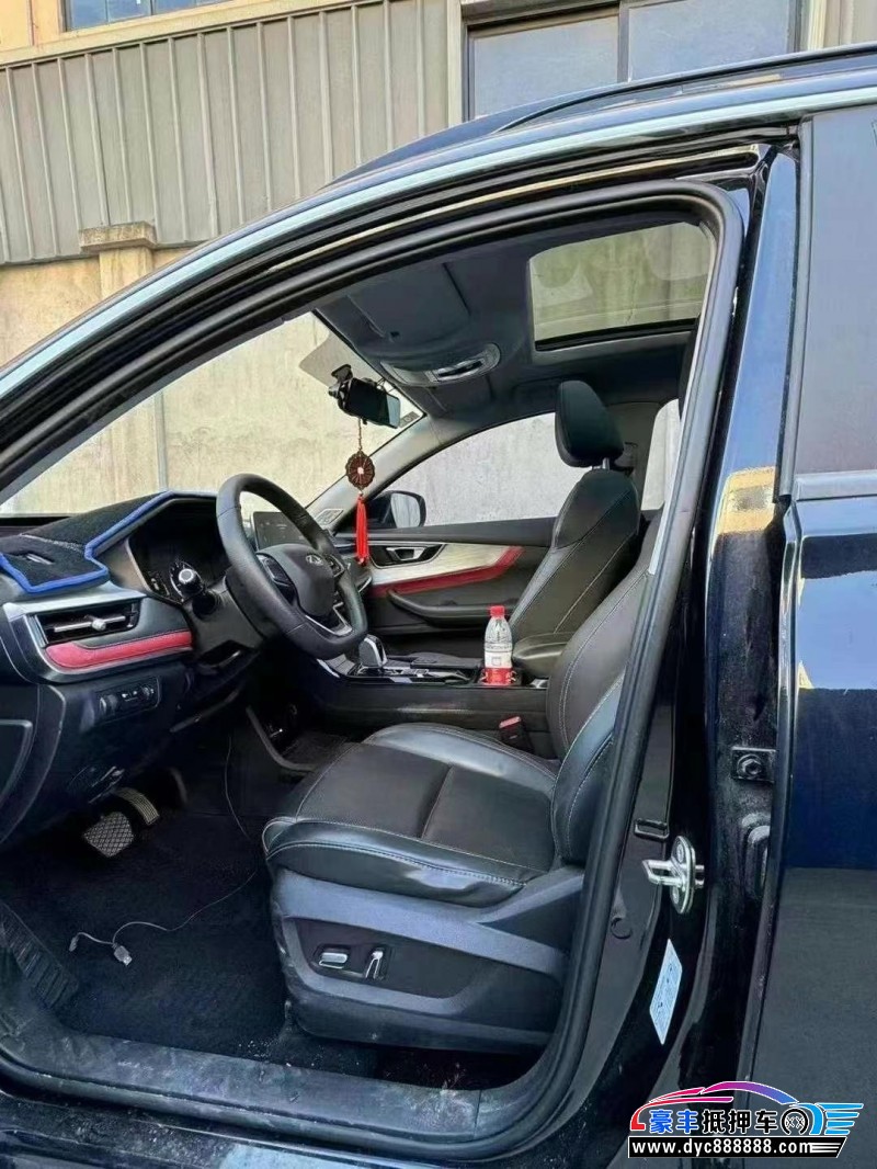 22年奇瑞瑞虎7轿车抵押车出售