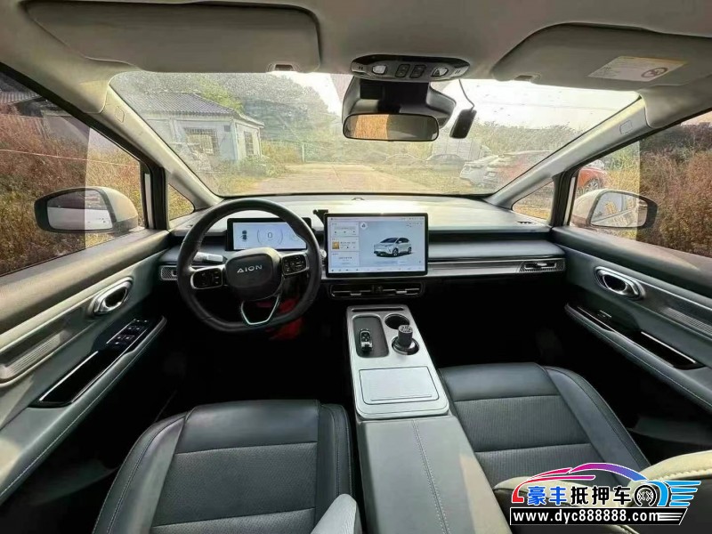 23年埃安Y80轿车抵押车出售