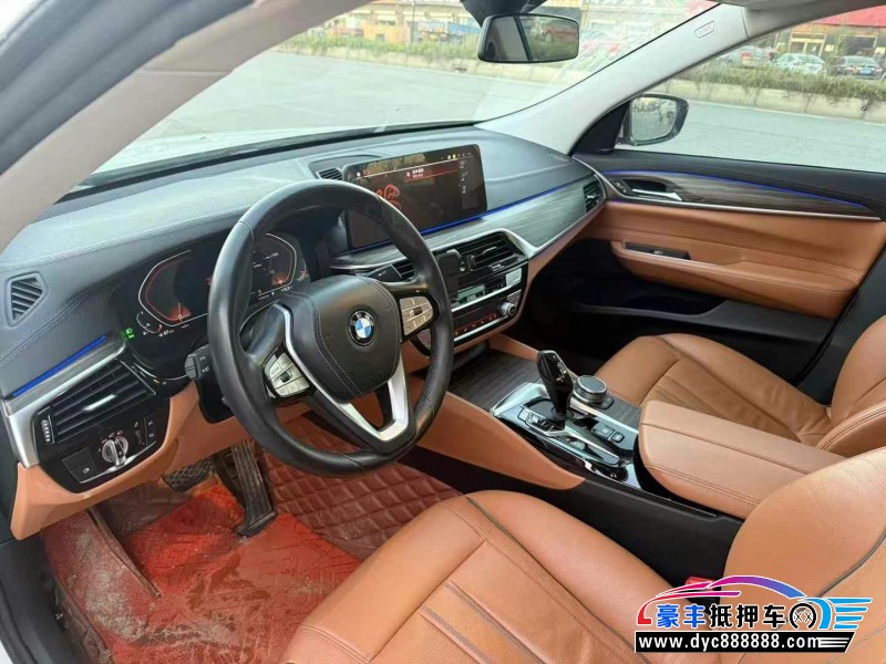 21年宝马6系轿车抵押车出售