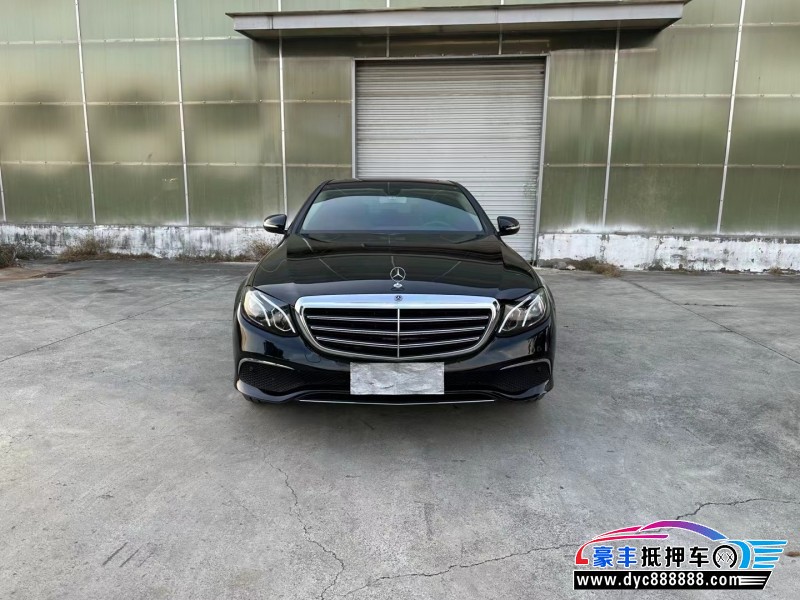 19年奔驰E轿车抵押车出售