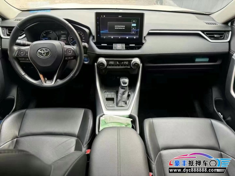 21年丰田威兰达轿车抵押车出售