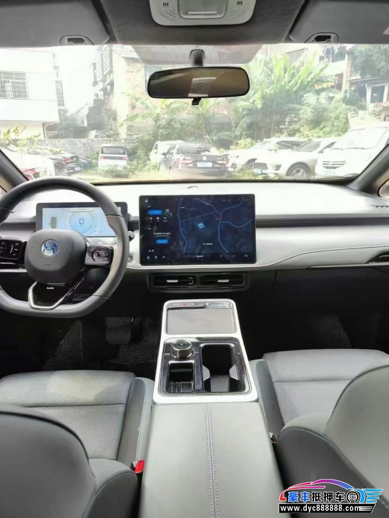 23年合创z03轿车抵押车出售