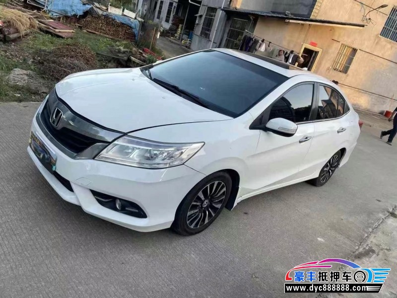15年本田凌派轿车抵押车出售