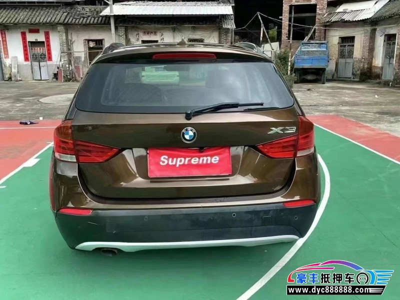 11年宝马X1轿车抵押车出售