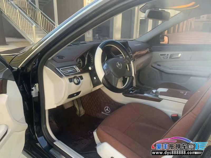 14年奔驰E轿车抵押车出售