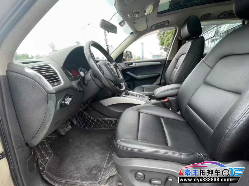 13年奥迪Q5轿车抵押车出售