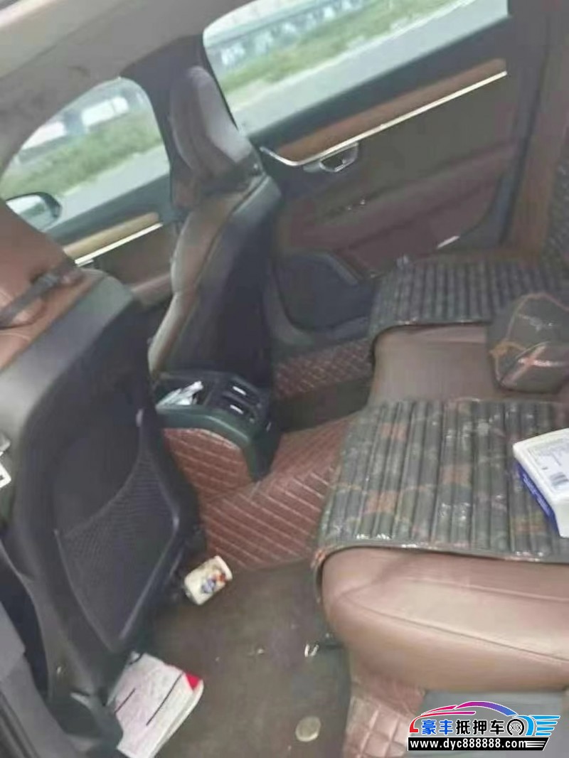 19年沃尔沃S90轿车抵押车出售