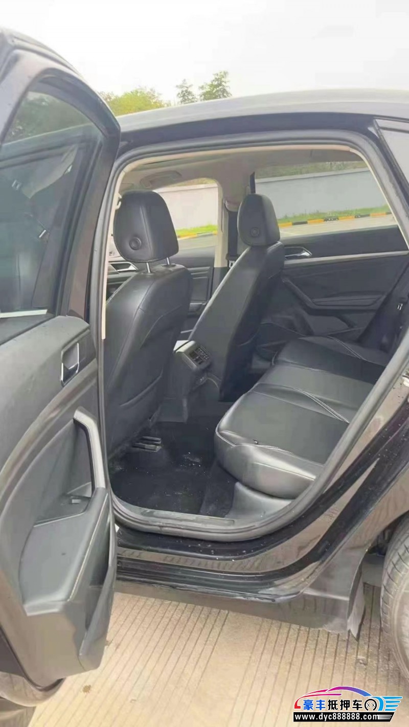 20年大众朗逸轿车抵押车出售