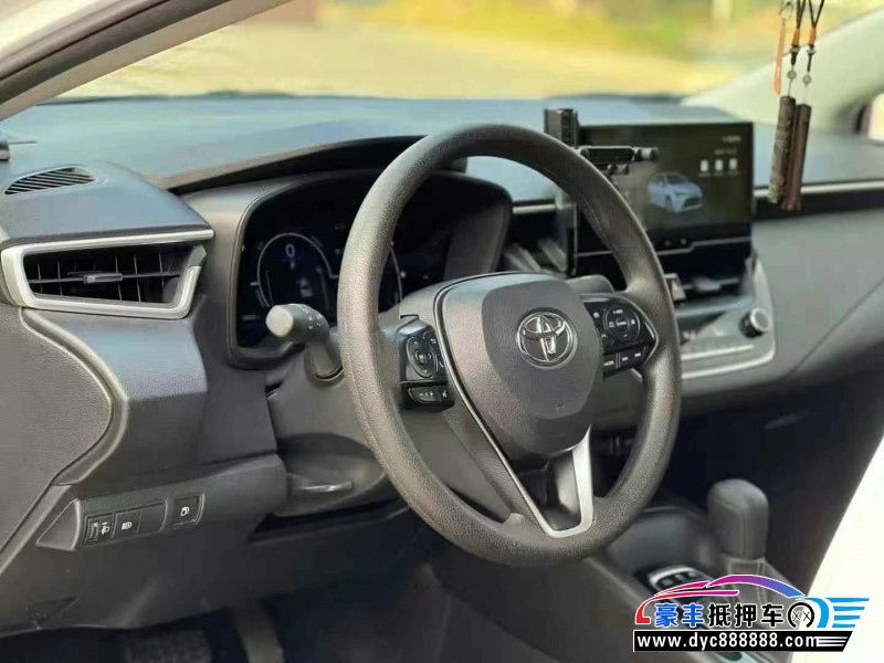 23年丰田雷凌轿车抵押车出售