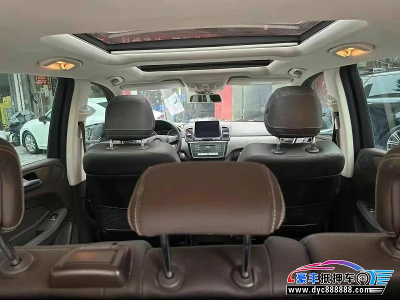 18年奔驰GLE轿车抵押车出售