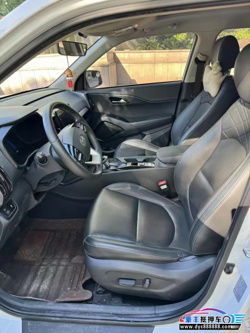 22年现代ix35轿车抵押车出售