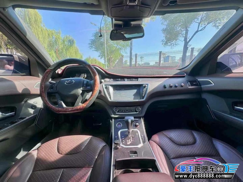 17年陆风X7轿车抵押车出售