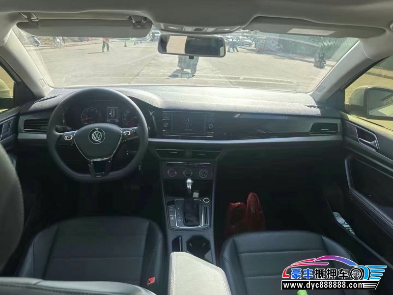 19年大众朗逸轿车抵押车出售