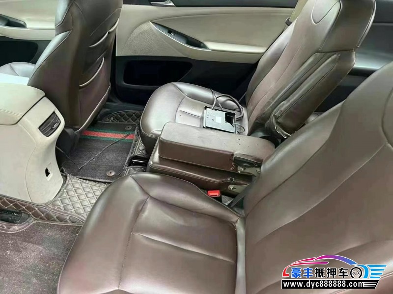 19年别克别克GL6轿车抵押车出售