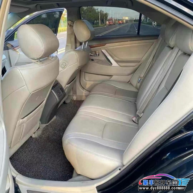 11年丰田凯美瑞轿车抵押车出售