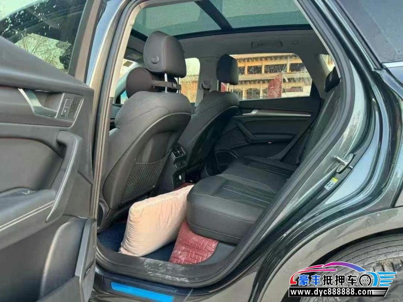 21年奥迪Q5SUV抵押车出售
