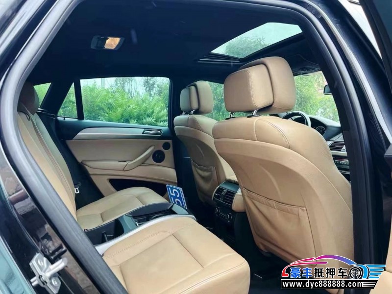 13年宝马X6轿车抵押车出售