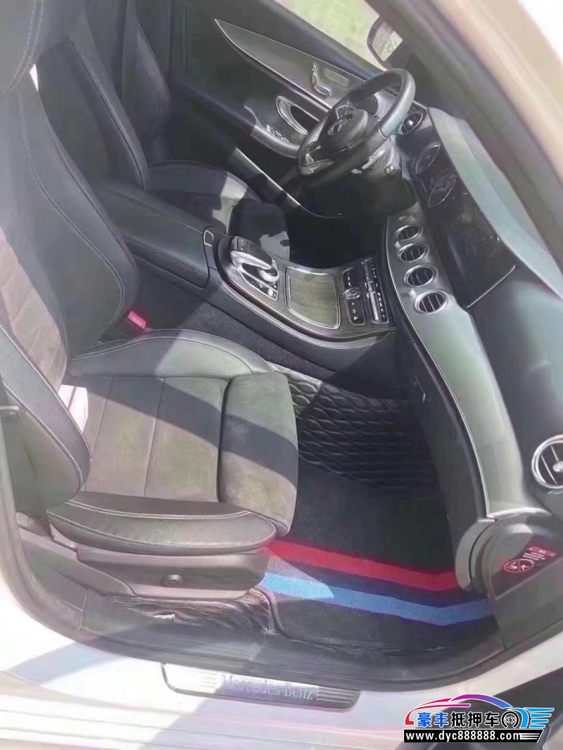 18年奔驰E轿车抵押车出售