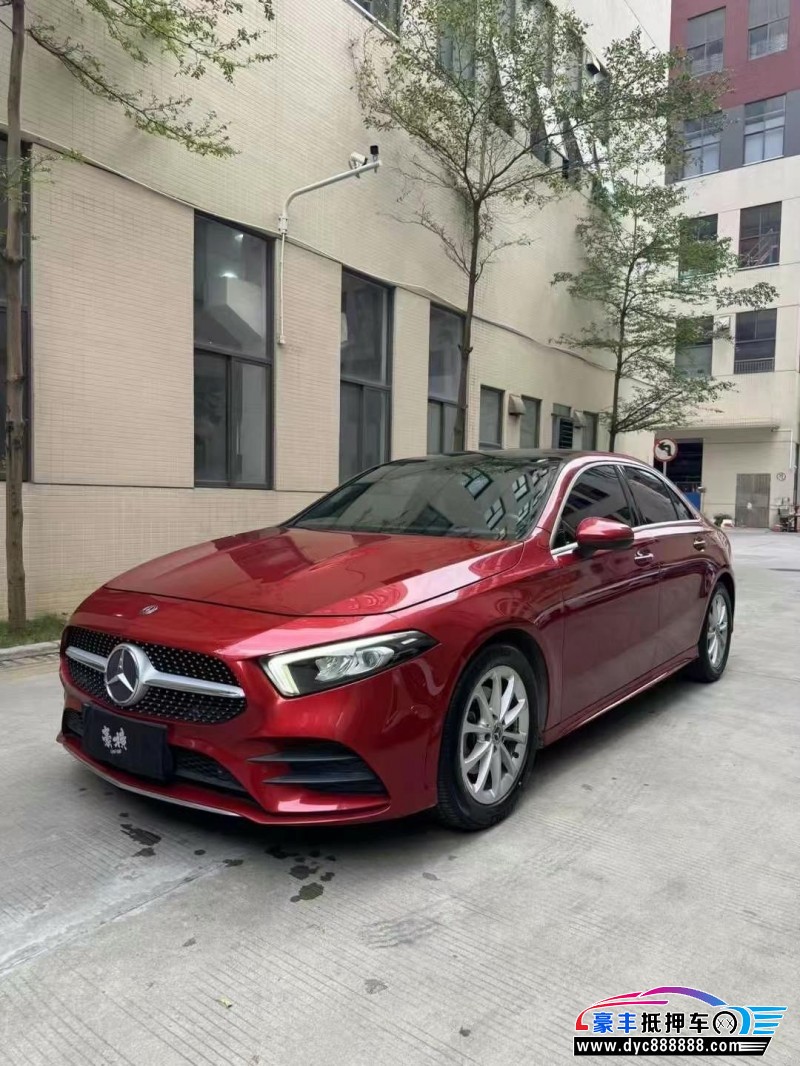 20年奔驰A轿车抵押车出售