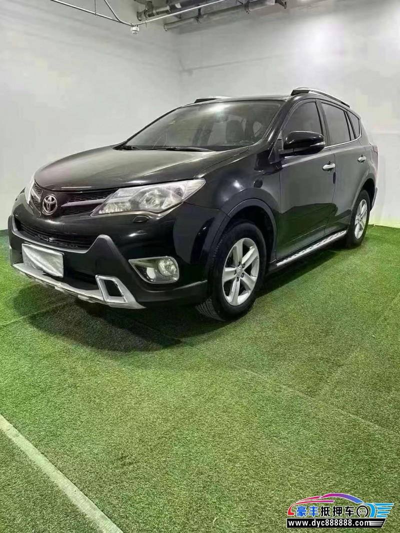 14年丰田RAV4轿车抵押车出售