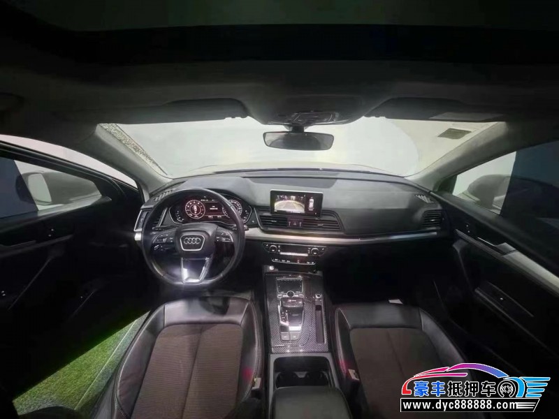 18年奥迪Q5轿车抵押车出售