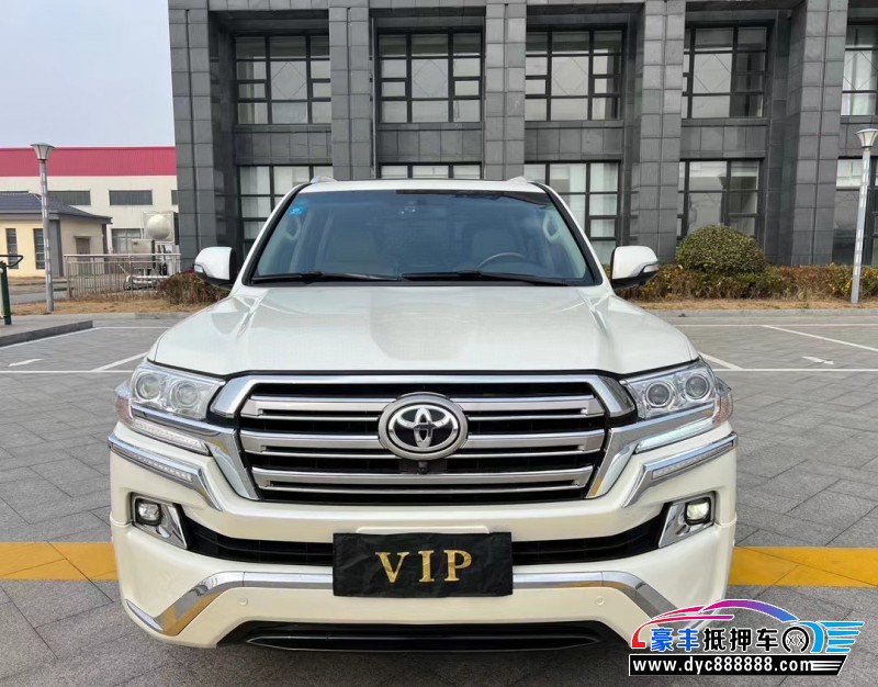 18年丰田兰德酷路泽（陆巡）轿车抵押车出售