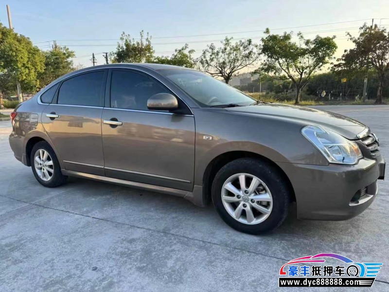 19年日产轩逸轿车抵押车出售