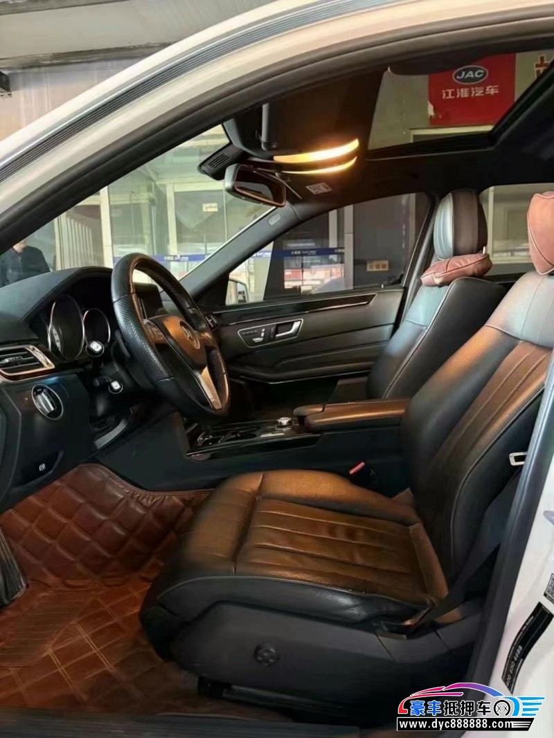 14年奔驰E轿车抵押车出售