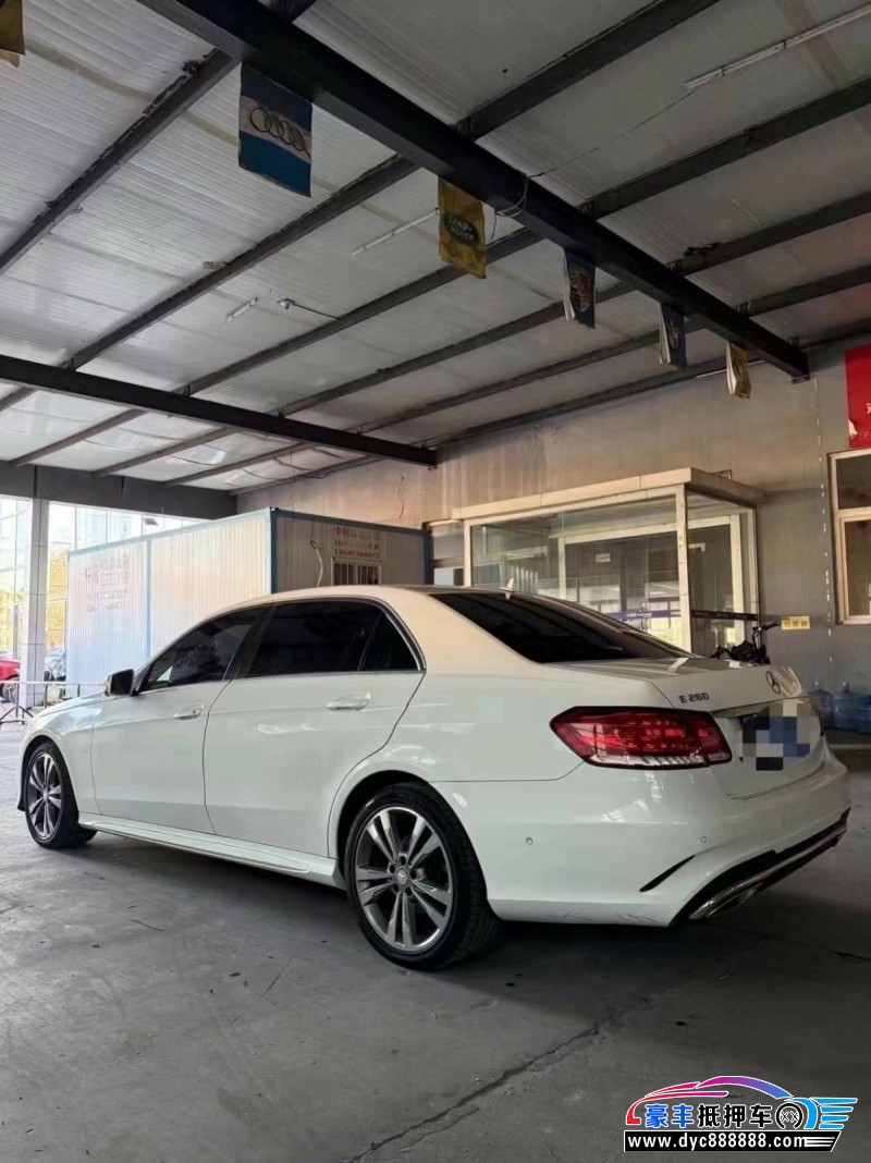 14年奔驰E轿车抵押车出售