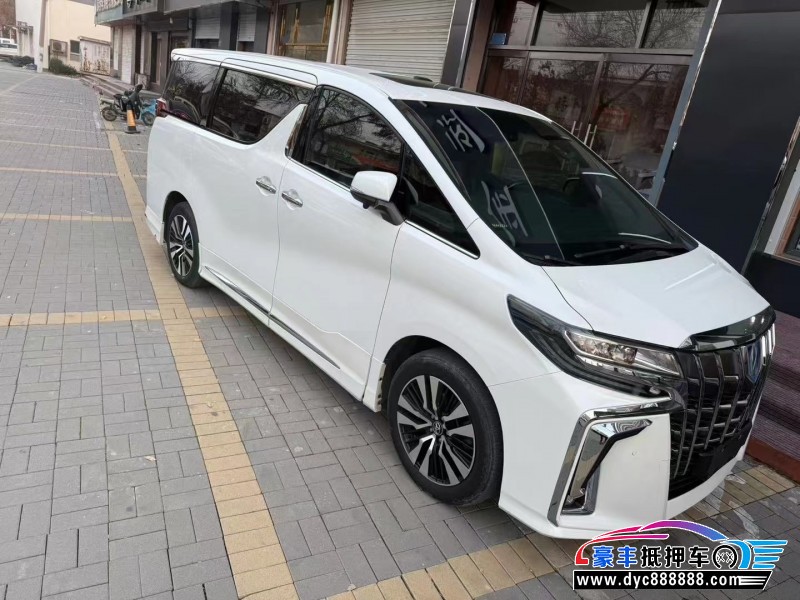 17年丰田埃尔法轿车抵押车出售