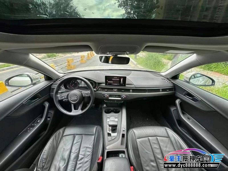 17年奥迪A4L轿车抵押车出售