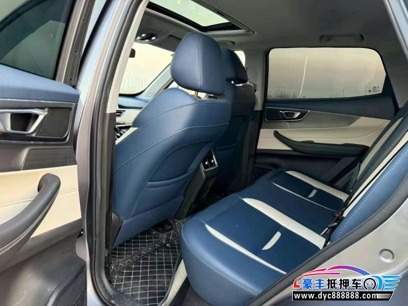 24年奇瑞瑞虎5x轿车抵押车出售