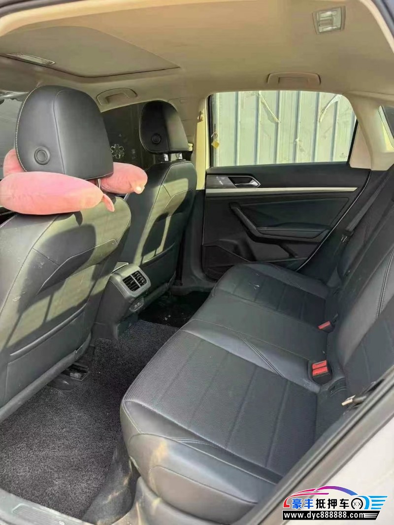 19年大众朗逸轿车抵押车出售