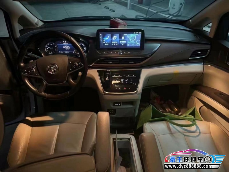 21年别克GL8轿车抵押车出售