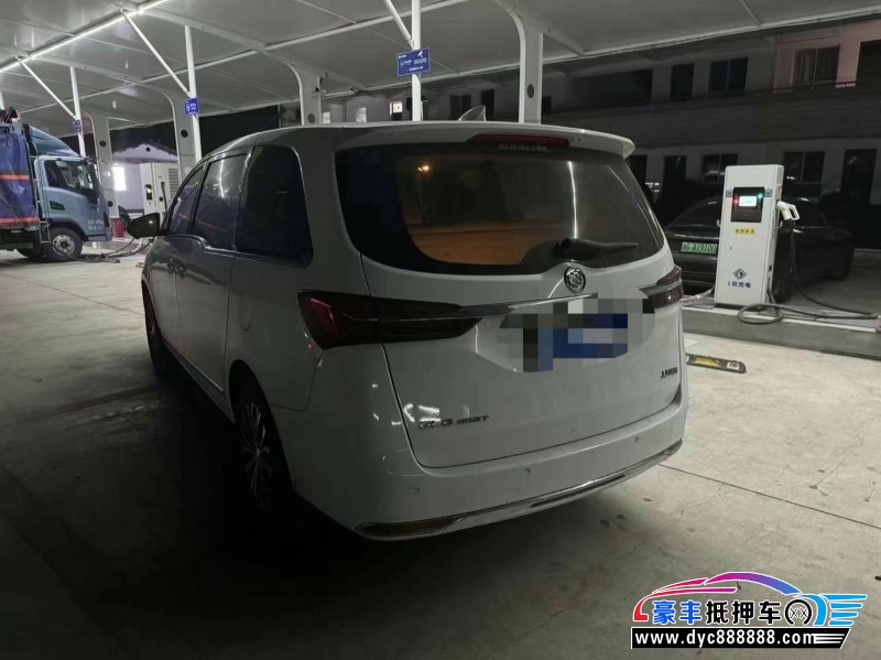 21年别克GL8轿车抵押车出售