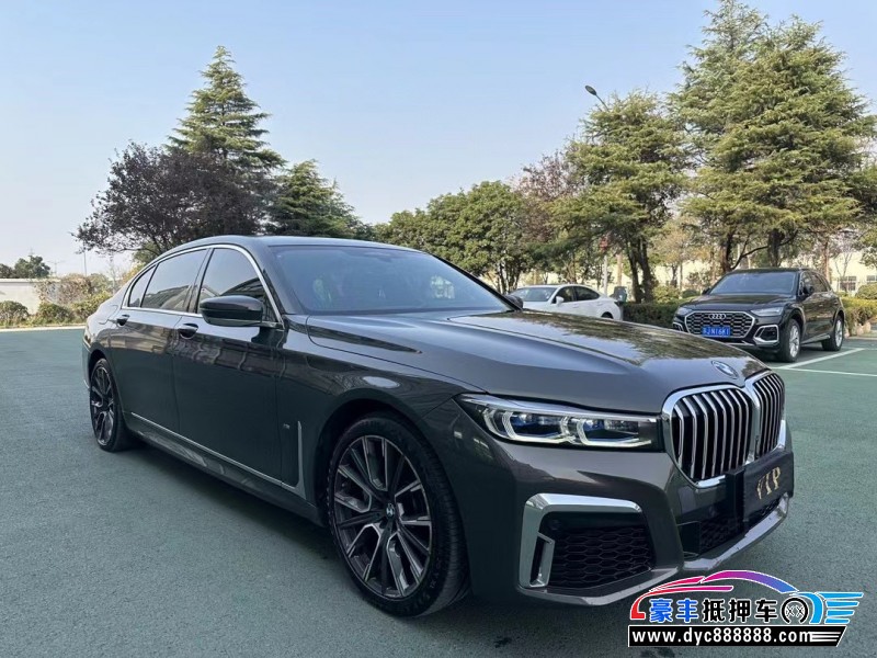 20年宝马7系轿车抵押车出售