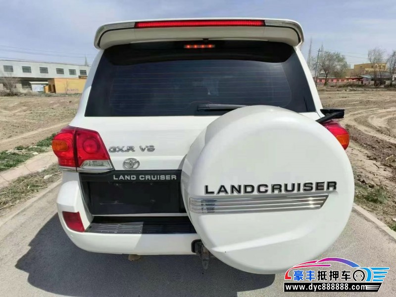 13年丰田兰德酷路泽（陆巡）轿车抵押车出售