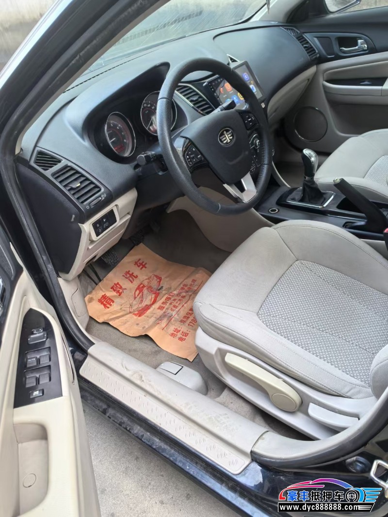 17年奔腾B50轿车抵押车出售