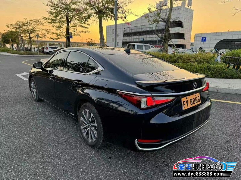 22年雷克萨斯ES轿车抵押车出售