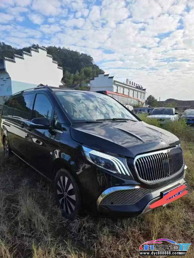 24年奔驰威霆轿车抵押车出售